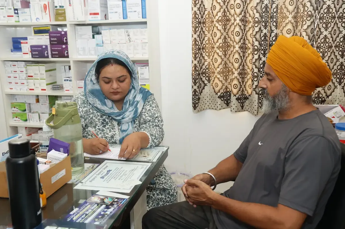 A patient consultation at the free clinic